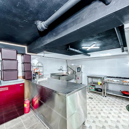Jeju Skyhill Pension مدينة سيوجويبو المظهر الخارجي الصورة