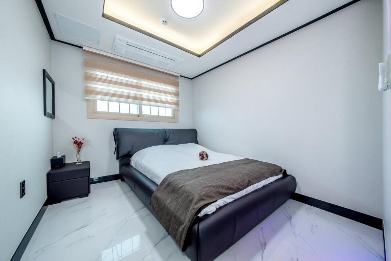 Jeju Skyhill Pension مدينة سيوجويبو المظهر الخارجي الصورة